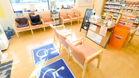 クオール薬局三豊店の待合スペース