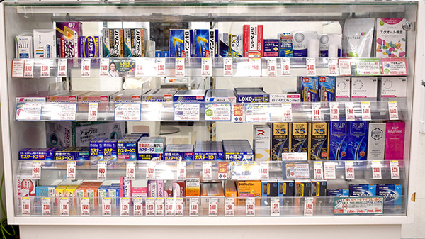 薬局トモズ大手町プレイス店の一般医薬品