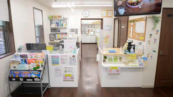 グリーンファーマシー富士見店の受付/カウンター