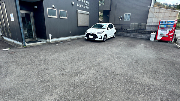 豊栄調剤薬局日南店の駐車場