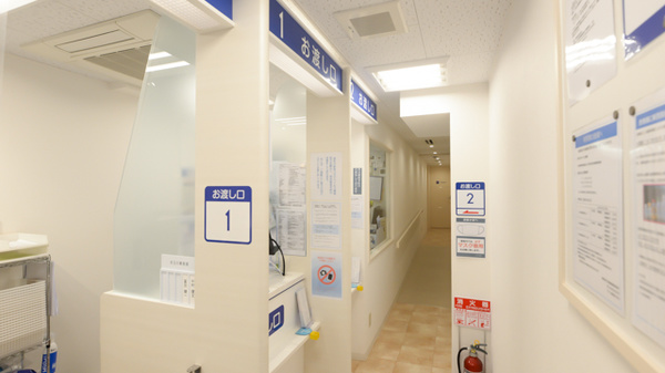 クオール薬局虎ノ門店の受付/カウンター