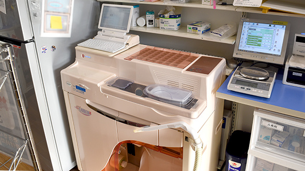 クリエイト薬局江南高屋店の調剤器具