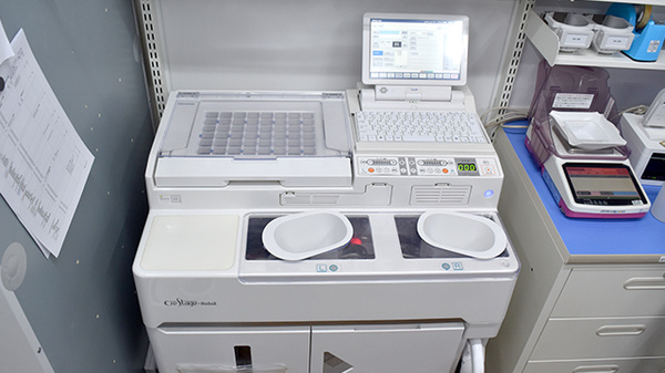 アカカベ薬局　門真江端店の調剤器具
