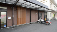 コスモス調剤薬局 南陽店の駐輪場