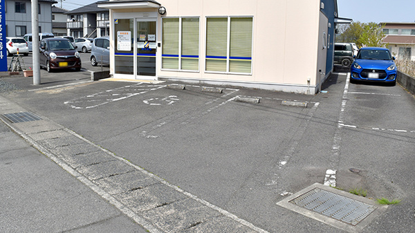 ウイン調剤薬局南相馬店の駐車場