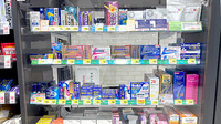 薬局トモズ 湘南藤沢オーパ店の一般医薬品