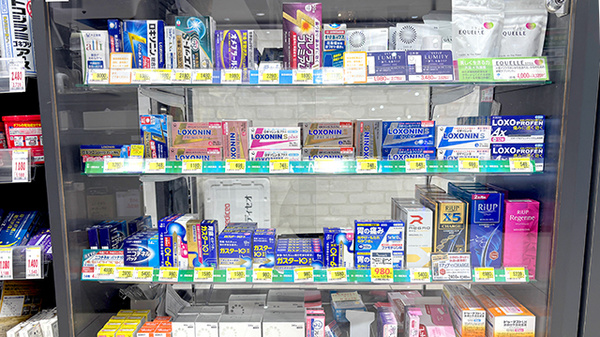 薬局トモズ 湘南藤沢オーパ店の一般医薬品