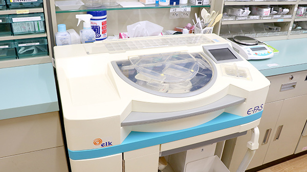 ノイエ薬局の調剤器具
