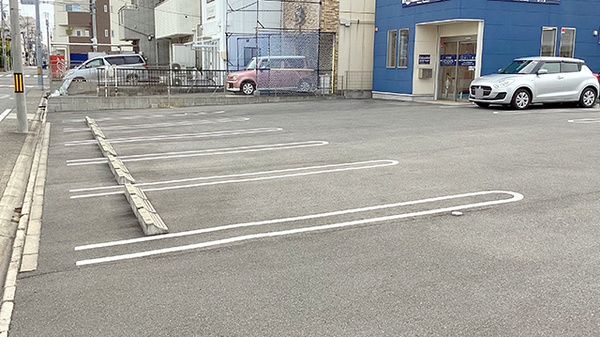 ポトス薬局　ほりた店の駐車場