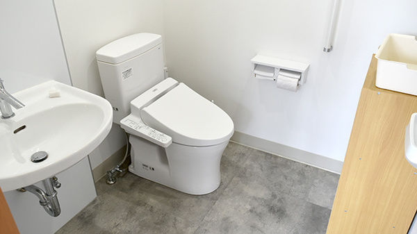 スギひかり薬局定塚店のお手洗い