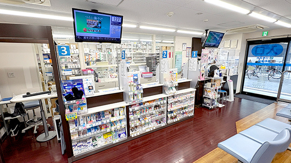 日本調剤 谷町薬局の受付/カウンター