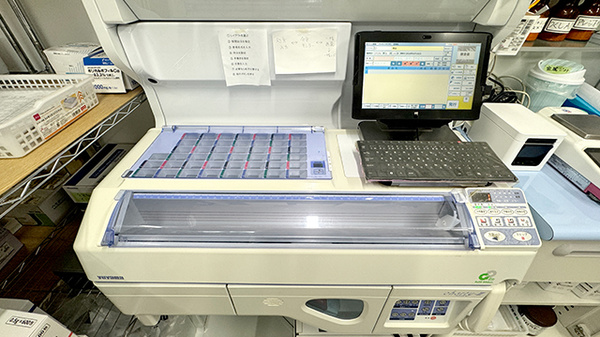セブン薬局光店の調剤器具