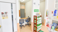 イルム薬局南沢店の受付/カウンター