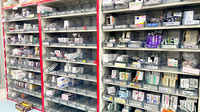 コアラ薬局　泉大津店の薬棚