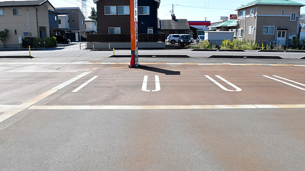 ひなた薬局の駐車場