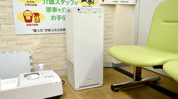 ヤックスドラッグ柏たなか薬局の感染予防対策