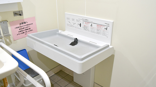 ヤックスドラッグ柏たなか薬局のキッズ用設備