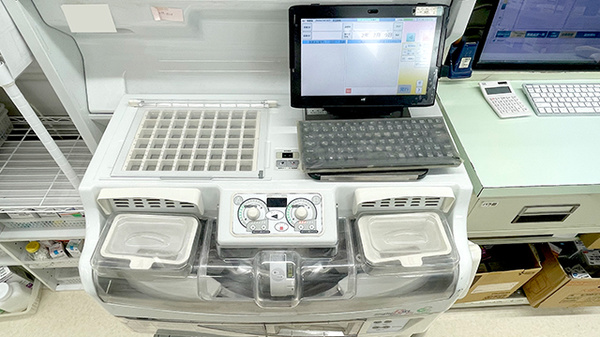 生玉薬局の調剤器具