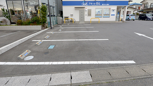 クオール薬局高崎北店の駐車場