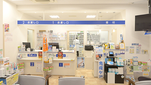 クオール薬局東急長津田駅店の受付/カウンター