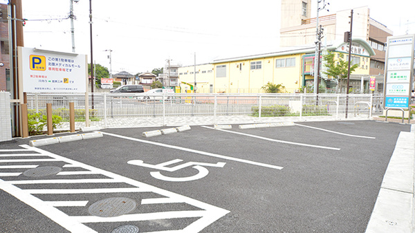 調剤薬局日本メディカルシステム 大泉学園店の駐車場