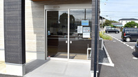 ひまわり薬局　鴻巣店の入口