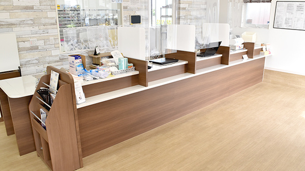 ひまわり薬局　鴻巣店の受付/カウンター