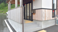 リリーフ薬局　くろしお店の入口