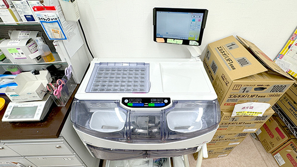 友愛薬局　初富店の調剤器具