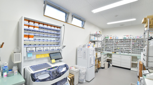 あおは薬局の調剤室