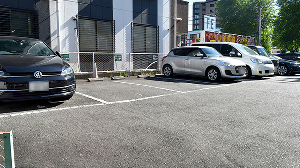 ポトス薬局　はら店の駐車場