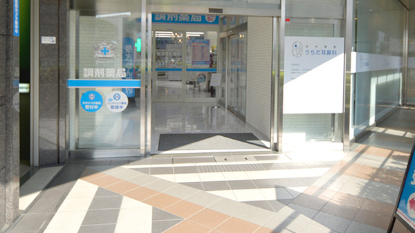 調剤薬局日本メディカルシステム 志木店の入口