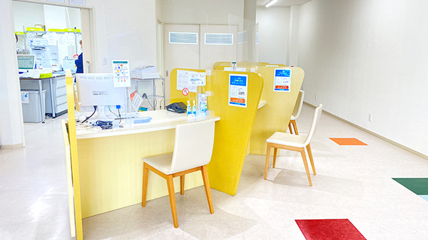 友愛薬局　おおたかの森店の受付/カウンター
