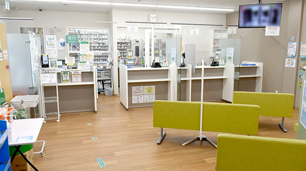 そうごう薬局 千里丘店の受付/カウンター