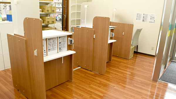 杏林堂薬局静岡草薙店の受付/カウンター