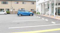 ヒロタ薬局の駐車場