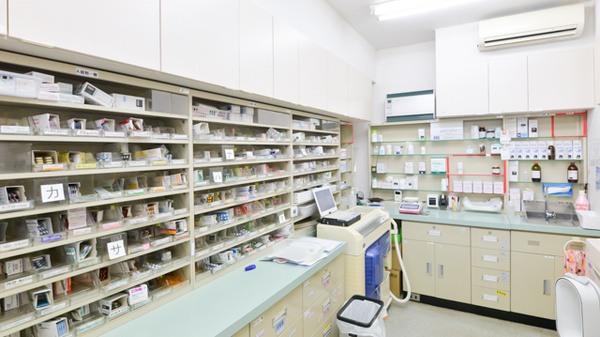 フタツカ薬局　伊川谷店の調剤室