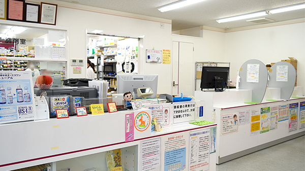 阪神調剤薬局　箕谷店の受付/カウンター