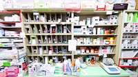 新世薬局 新島店の薬棚