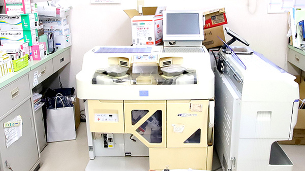 新世薬局 大町店の調剤器具
