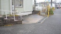 池上薬局の駐車場