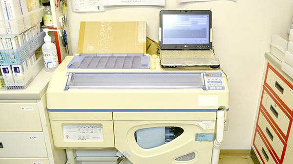 アイル薬局栄通店の調剤器具