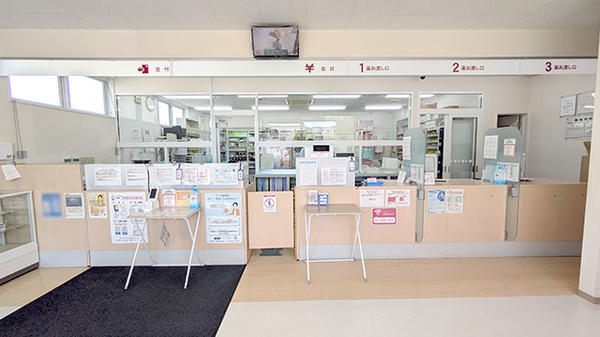 アイン薬局新ひだか店の受付/カウンター