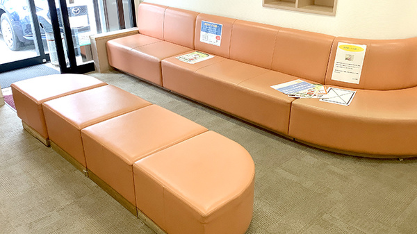 イチフジ薬局・北郷店の待合スペース
