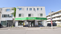 ウェルネス薬局湯の川店の外観
