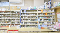 ウェルネス薬局湯の川店の薬棚