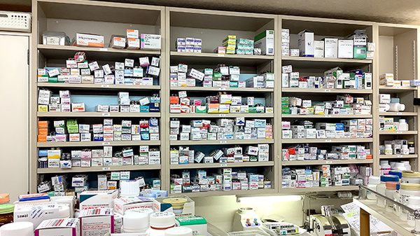 薬棚