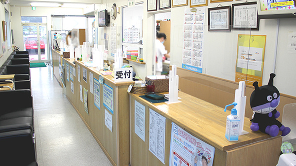 かわかみ調剤薬局の受付/カウンター