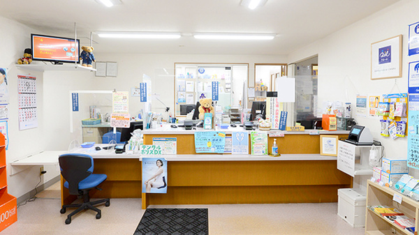 くまさん調剤薬局の受付/カウンター