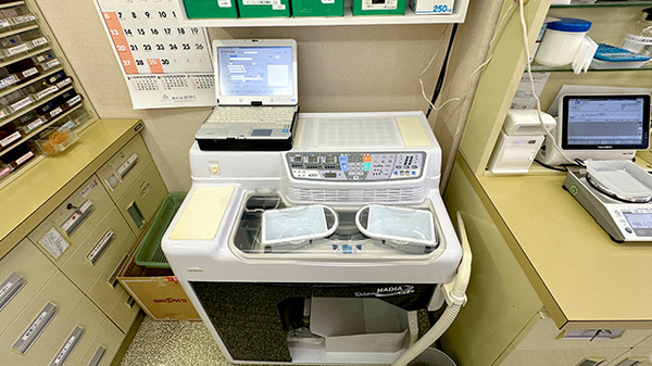 コスモス調剤薬局おおまち店の調剤器具